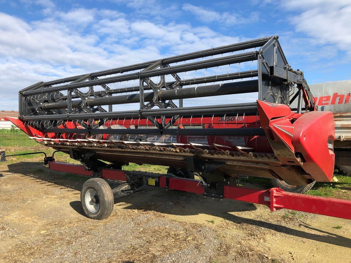 E-FARM: Case IH 3050 - 5,4m - Barra - id FY7DKZN - 23.100 € - Anno di costruzione: 2017 - Austria