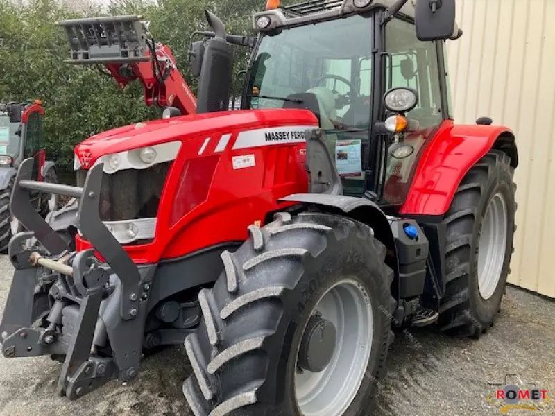E-FARM: Massey Ferguson 6715S Dyna-VT - Tractor - id 3ZZH855 - Anul: 2017 - Citeste ore: 3.600,Muterea motorului: 150,Franța