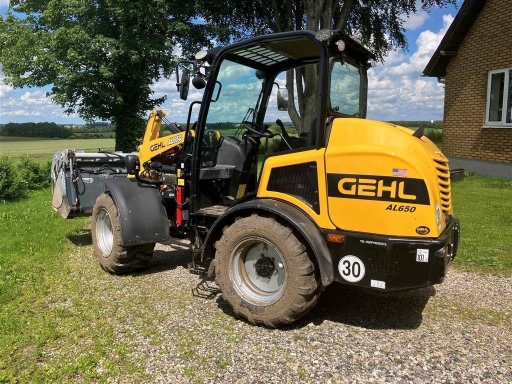 E-FARM: Gehl al 650 - Ładowarka kołowa - id HFSN8LN - 63 671 € - Rok produkcji: 2023 - Motogodziny: 550,Dania