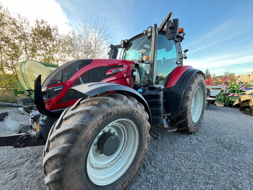 Valtra T214 Direct Traktor 117.000 €