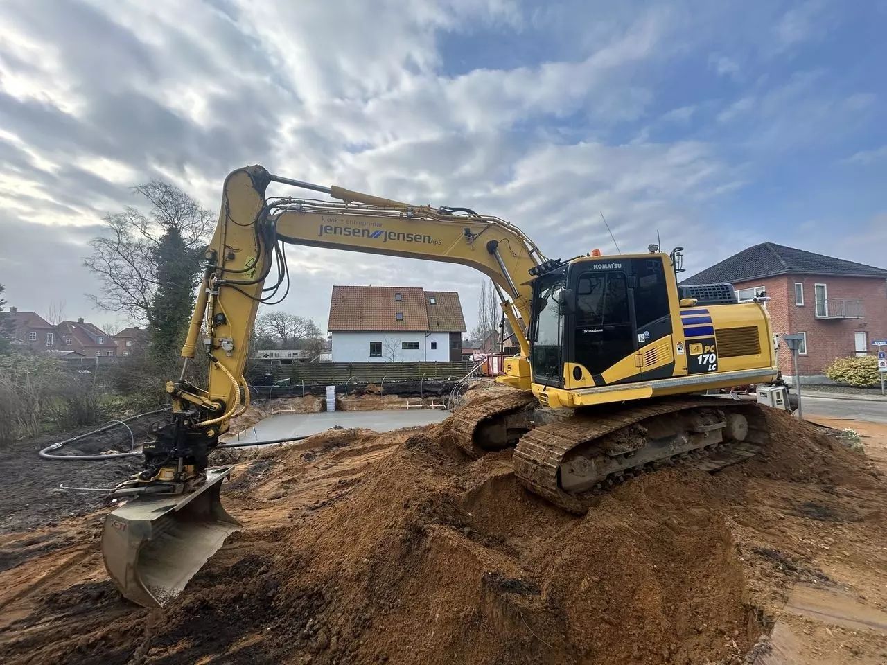 KOMATSU pc170lc-11eo Escavatore