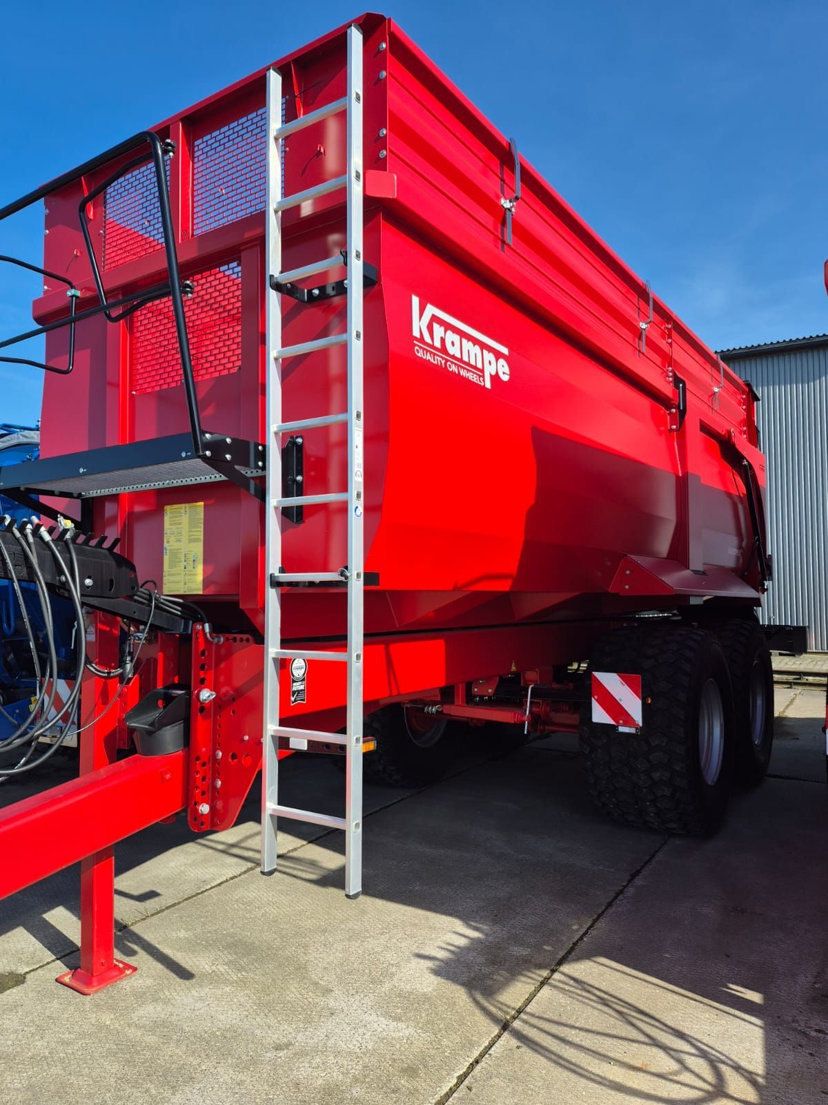 E-FARM: Krampe BB650 - Basculantă - id ZSMRTPB - 47.199 EUR - Anul: 2022 - Letonia