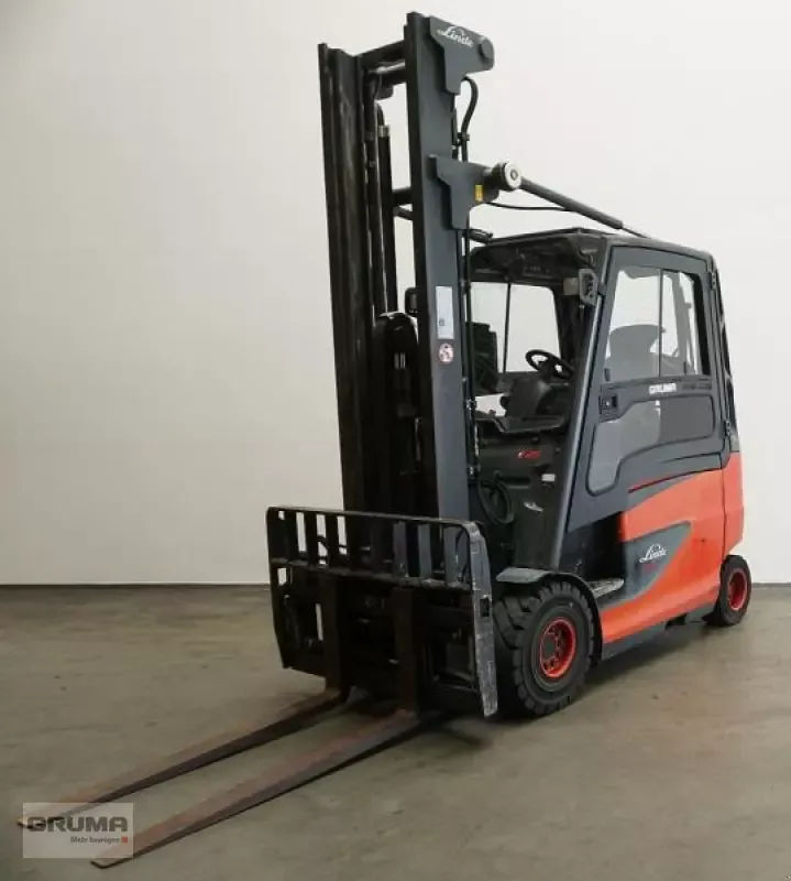 E-FARM: Linde e 25/600 hl 387 - Maszt sztaplowy - id KSDBXT9 - 11 750 € - Rok produkcji: 2013 - Motogodziny: 4555,Niemcy