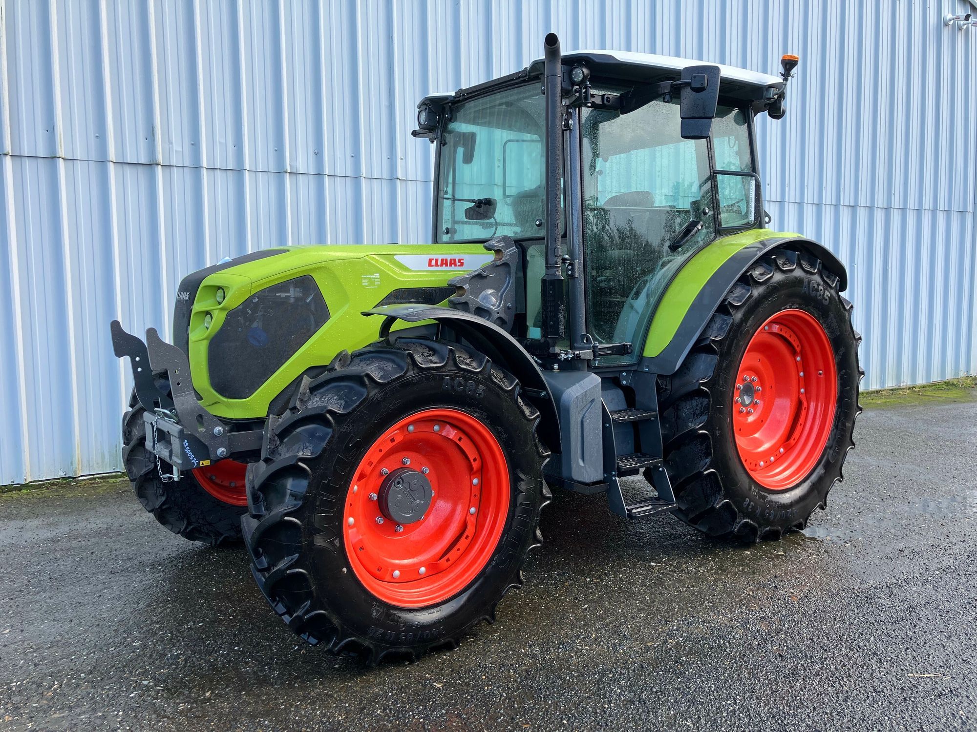 Claas Axos 3.105 Traktorius 70 000 €