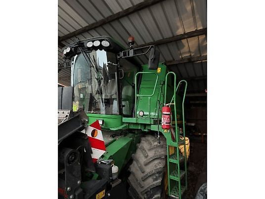 E-FARM: John Deere T 560 - Cosechadora - id LW8WCUG - 110.000 € - Año: 2011 - Horas: 2480,Francia