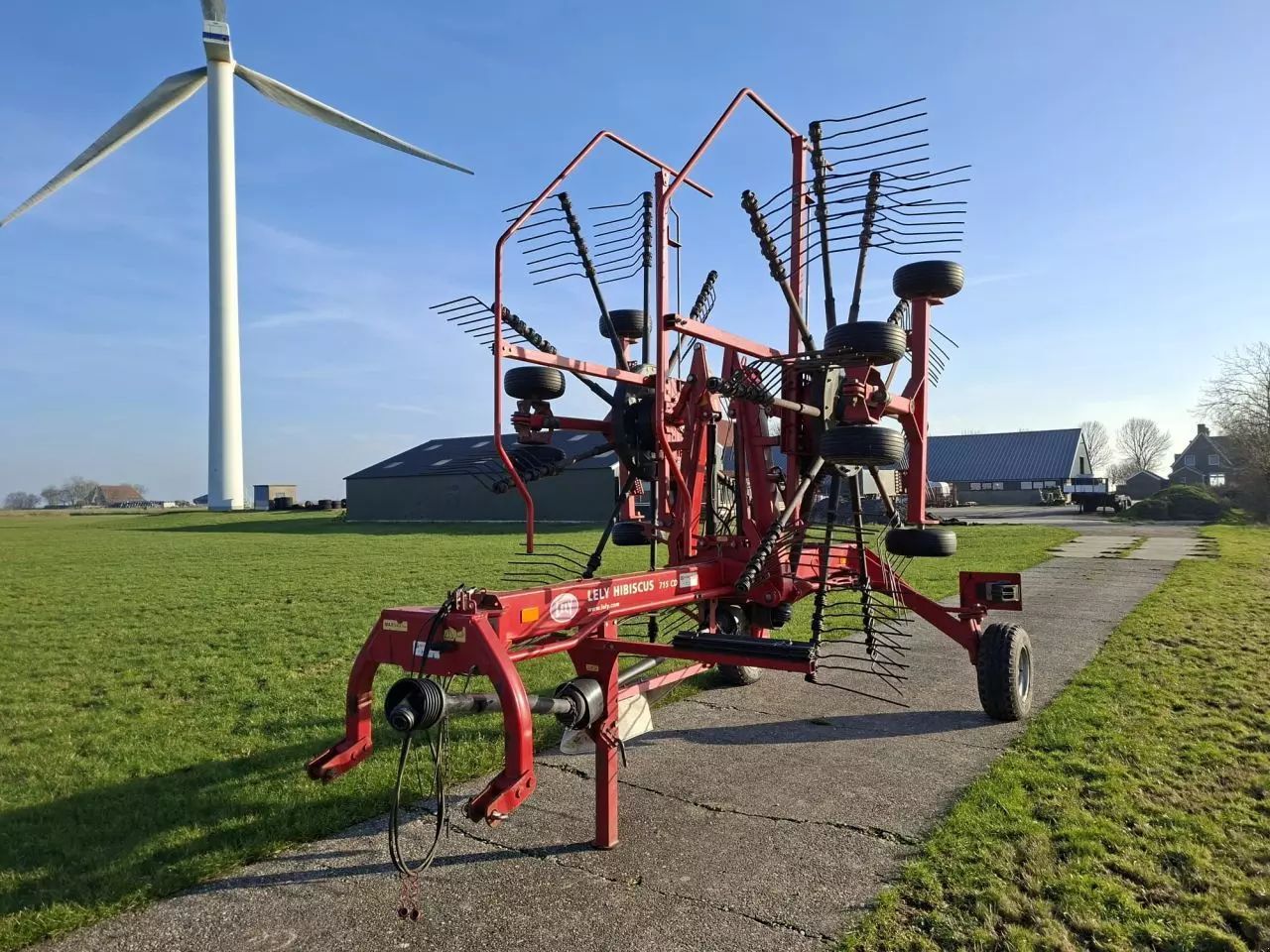 Lely hibiscus 715 cd Zgrabiarka pokosowa 9750 €