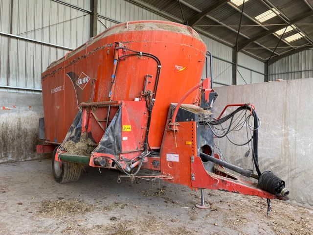 E-FARM: Kuhn euromix i 2070 - Mixer feeder - id TPQBZPT - €22,000 - Year of construction: 2012 - France