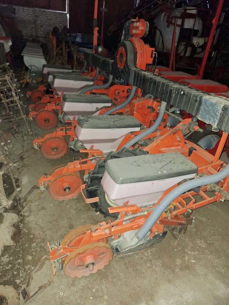Kuhn planter 2 Maszyna do siewu punktowego 5150 €