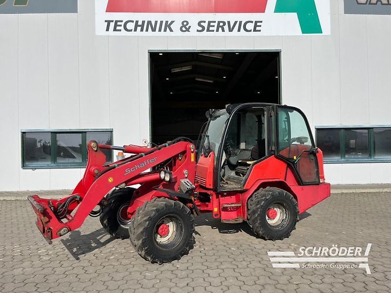 E-FARM: Schäffer 5370 z - Radlader - id KSQNBE1 - 19.985 € - Baujahr: 2010 - Deutschland
