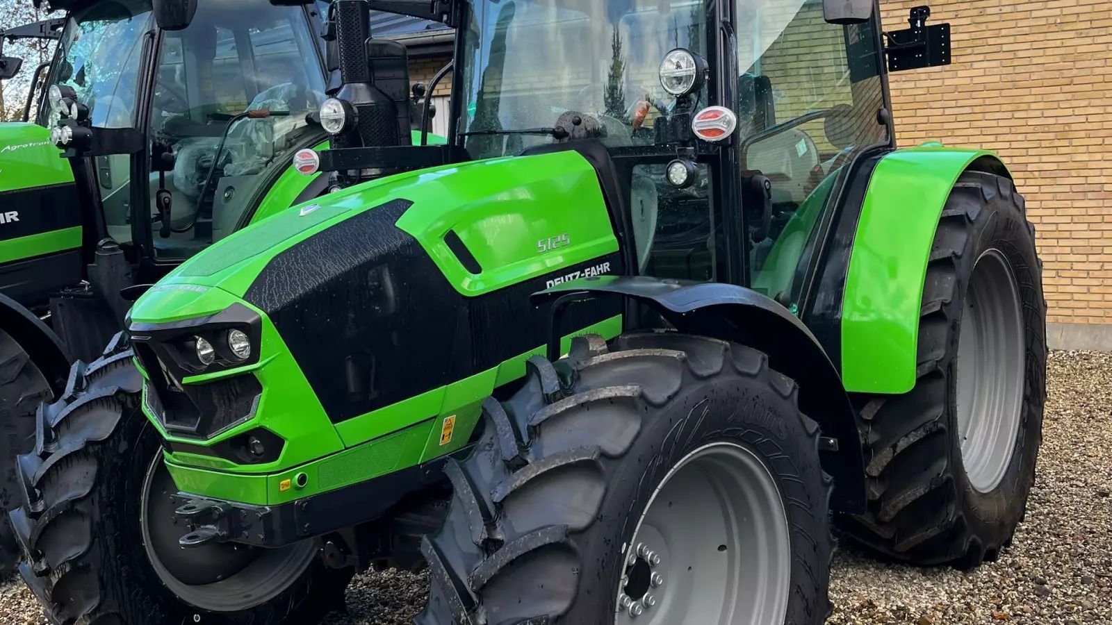 Deutz-Fahr 5125 Traktor 68 242 €