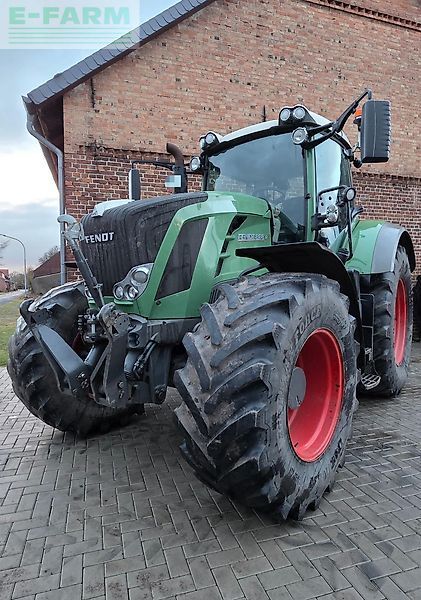 Fendt 828 Vario SCR Traktor 68.000 €