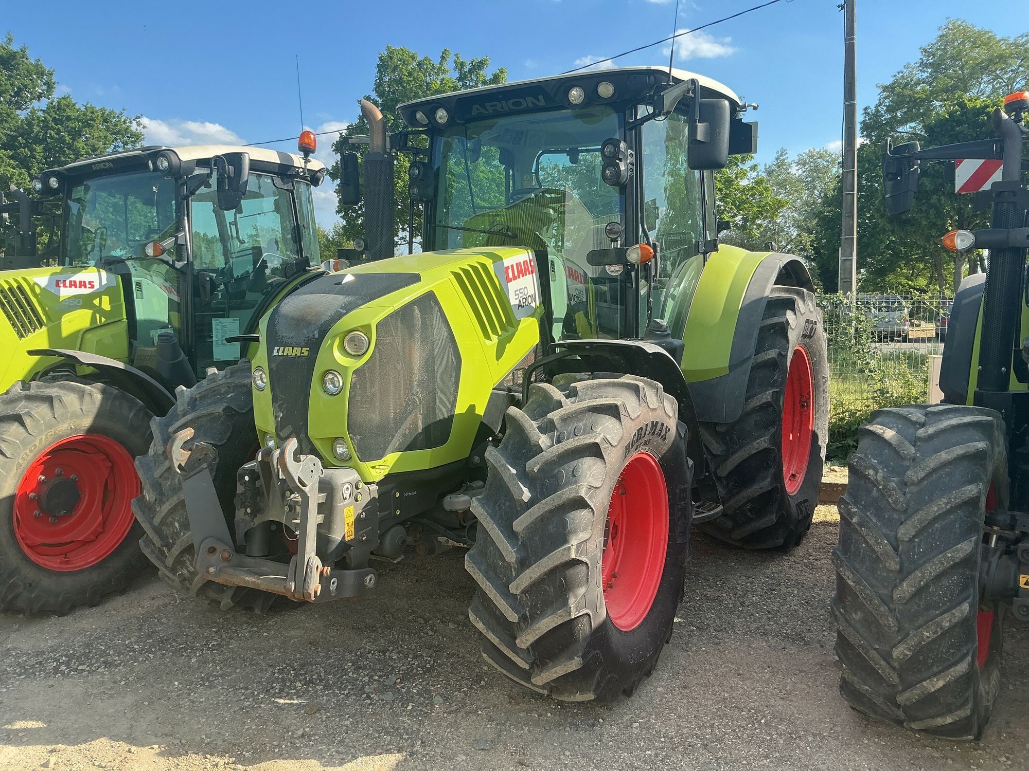 Claas Arion 550 Tractor €52,000