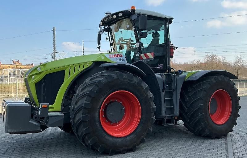 Claas Xerion 4200 Trac VC Трактор 283 000 €