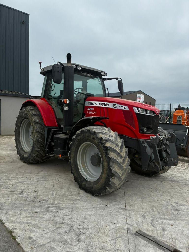 Massey Ferguson 7715 S Tractor €64,000