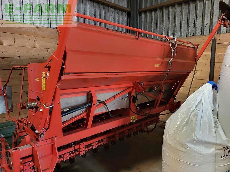 Kuhn integra Siewnik rzędowy/agregat uprawowo-siewny 3950 €