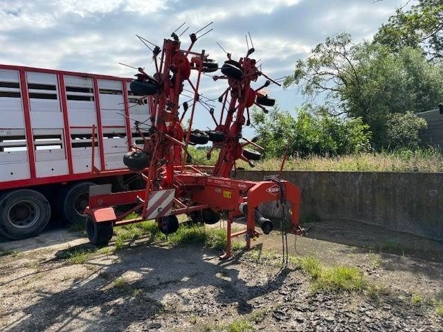E-FARM: Kuhn GF 10601 TO - Tedder - id 8KTEW8Z - €5,750 - Year of construction: 2006 - Netherlands