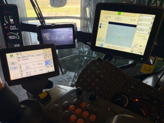 John Deere 8400 Ensileuse automotrice 190 000 €