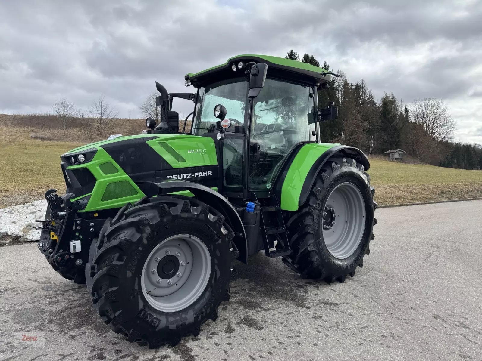 Deutz-Fahr 6135 C TTV Traktor