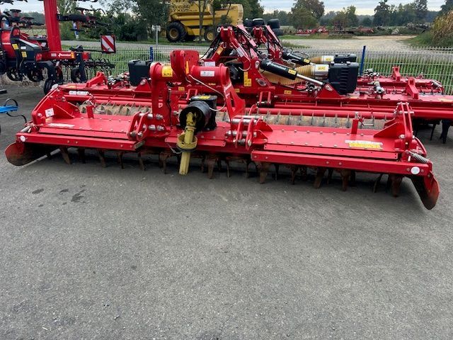 Kverneland serie h Power harrow €16,500