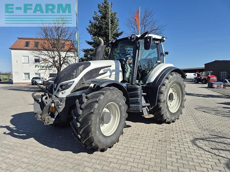 Valtra T 234 Tractor 65.000 EUR