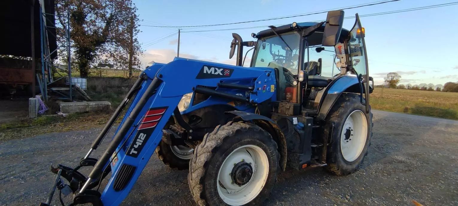 New Holland T6.145 DC Tractor €57,000