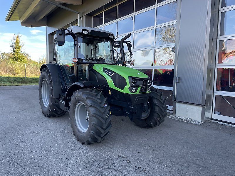 E-FARM: Deutz-Fahr 5095D - Trattore - id XFJMQLI - 54.874 € - Anno di costruzione: 2024 - Ore: 8,Potenza del motore: 95,Germania