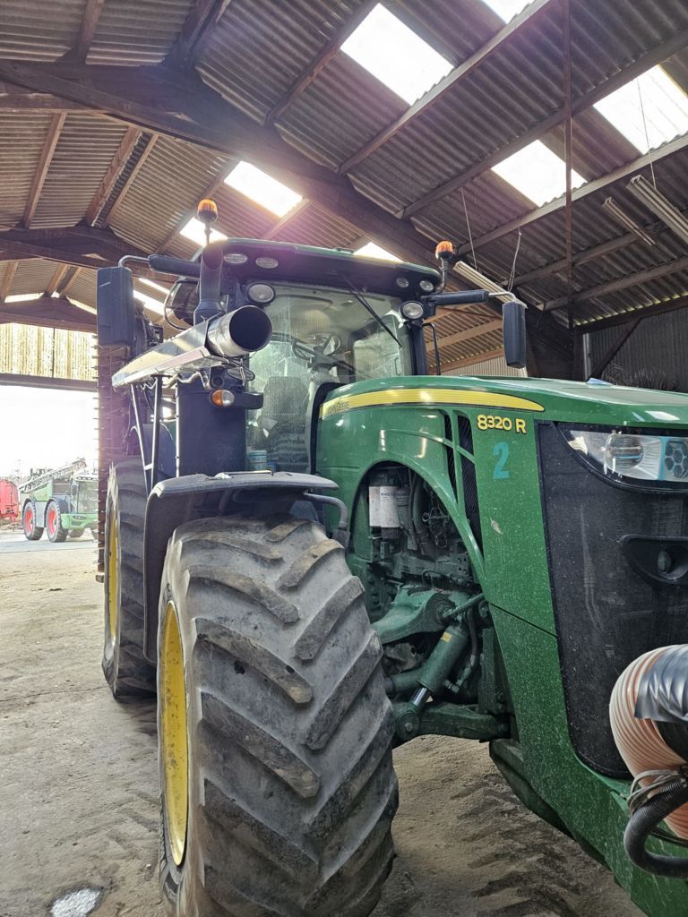 John Deere 8320 R Traktor 115 000 €