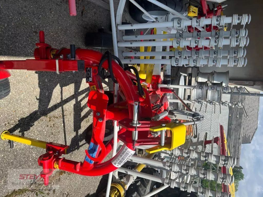 Pöttinger Top 422 Zgrabiarka pokosowa 9917 €