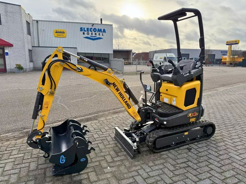 New Holland e14d minigraver Minikoparka