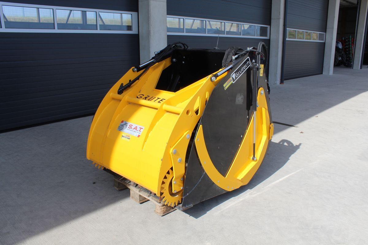 E-FARM: sat futtermischschaufel 120cm abverkauf - Fütterungstechnik Sonstige - id 3Y7MLXJ - 6.584 € - Österreich