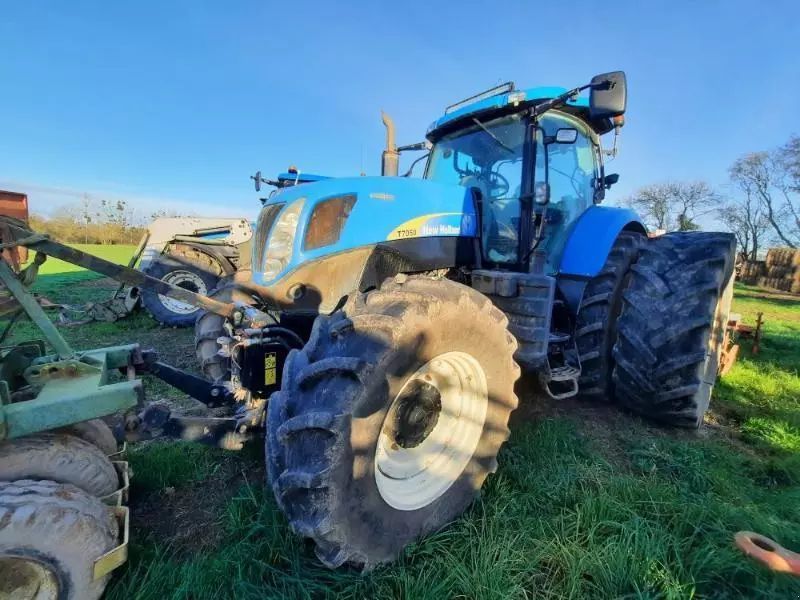 New Holland T 7050 Tractor 45.000 EUR