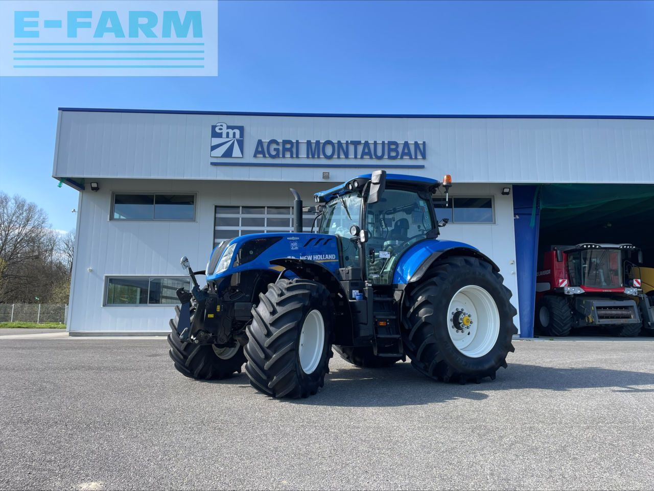 New Holland T7.270 Tractor €128,000