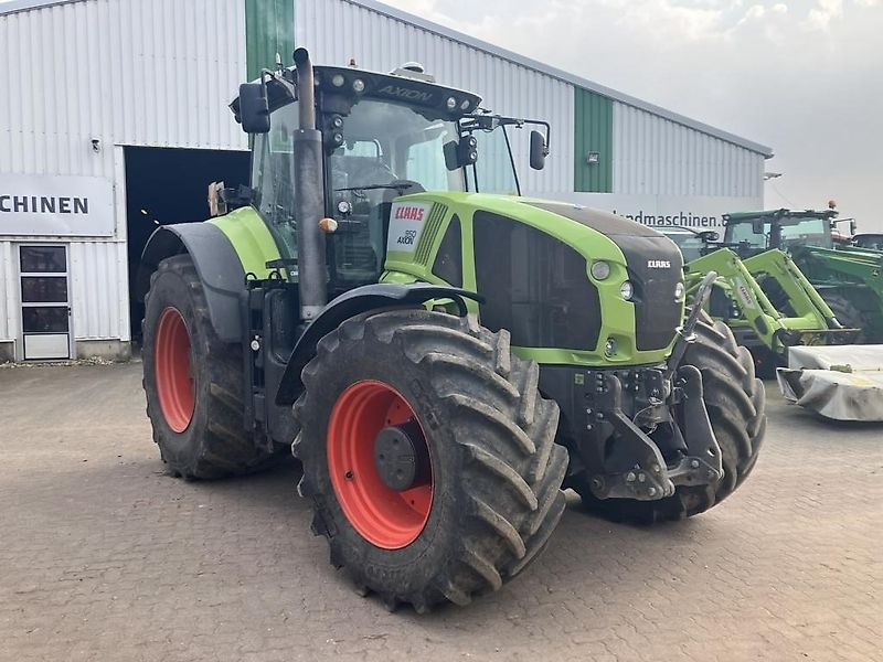 Claas Axion 950 tractor €88,000