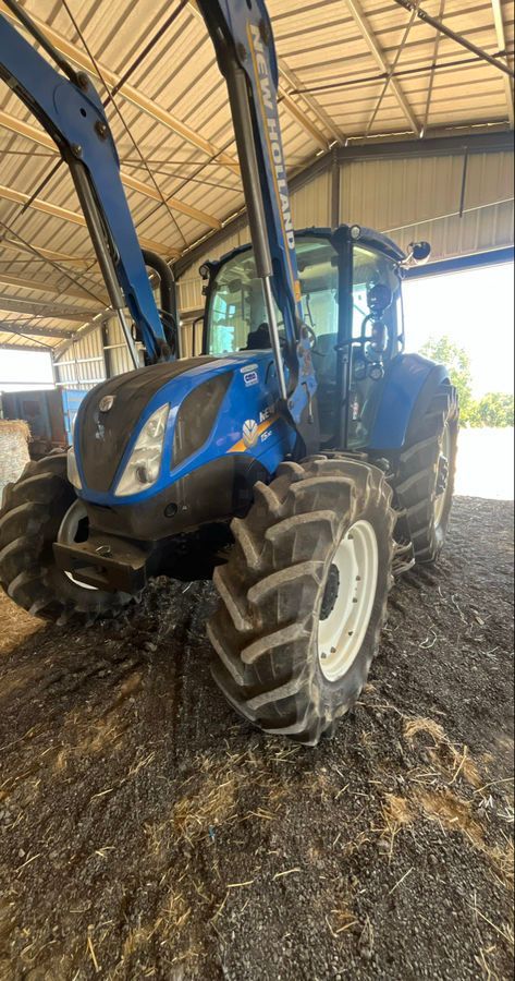 E-FARM: New Holland T5.110 EC - Traktor - id AQN4PBH - 66.000 € - Baujahr: 2021 - Abgelesene Motorstunden: 900,Motorleistung (PS): 110,Frankreich