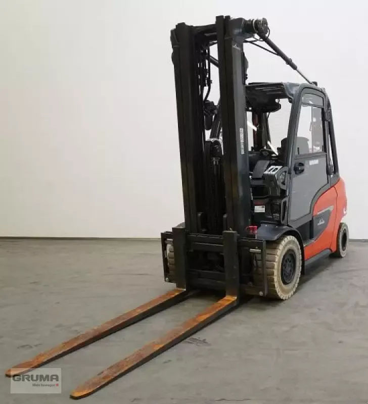 E-FARM: Linde h 30 t 1202 - Stivuitor - id Z5D3FBC - 37.900 EUR - Anul: 2021 - Citeste ore: 3.815,Germania