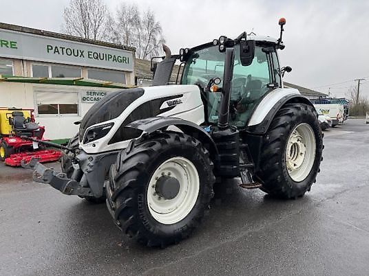 E-FARM: Valtra T214 Direct - Tracteur - id L1JU2NC - 90 000 € - Année: 2019 - Lecture du nombre d'heure: 3 425,Puissance du moteur (chevaux): 210,France