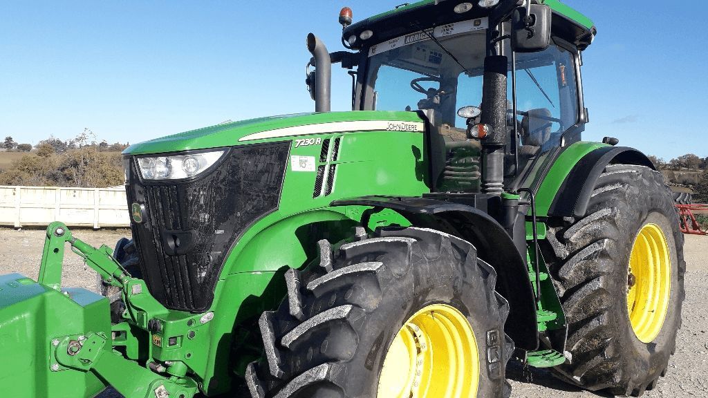John Deere 7230 R Tractor €82,000