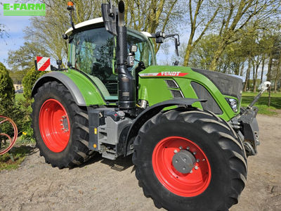 E-FARM: Fendt 820 Vario - Τρακτέρ - id ELJ7ZVF - 125.000 € - Χρονία: 2021 - Μετρητής ωρών: 3.500,Ισχύς κινητήρα: 200,Ολλανδία