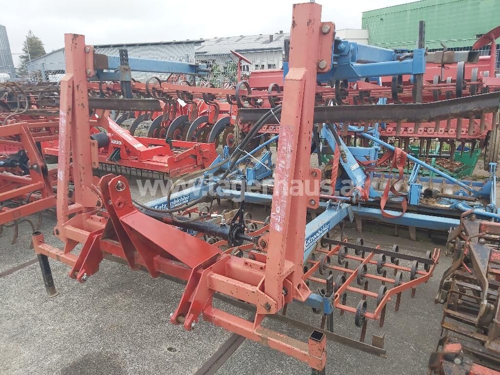 Hatzenbichler kombination 5,5m Grubber 2.600 €