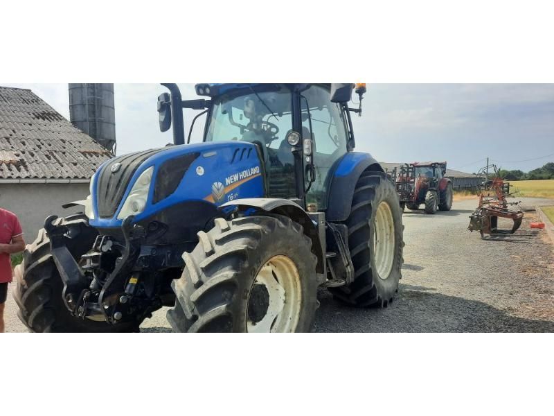 E-FARM: New Holland T6.155 - Tractor - id D6FBFUP - 60.000 € - Año: 2018 - Horas: 4700,Potencia del motor: 125,Francia