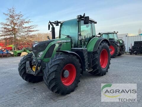 E-FARM: Fendt 720 Vario ProfiPlus - Traktorius - id NEZKGSJ - 74 900 € - Gamybos metai: 2012 - Variklio darbo valandos: 8 300,Variklio galia (AG): 198,Vokietija