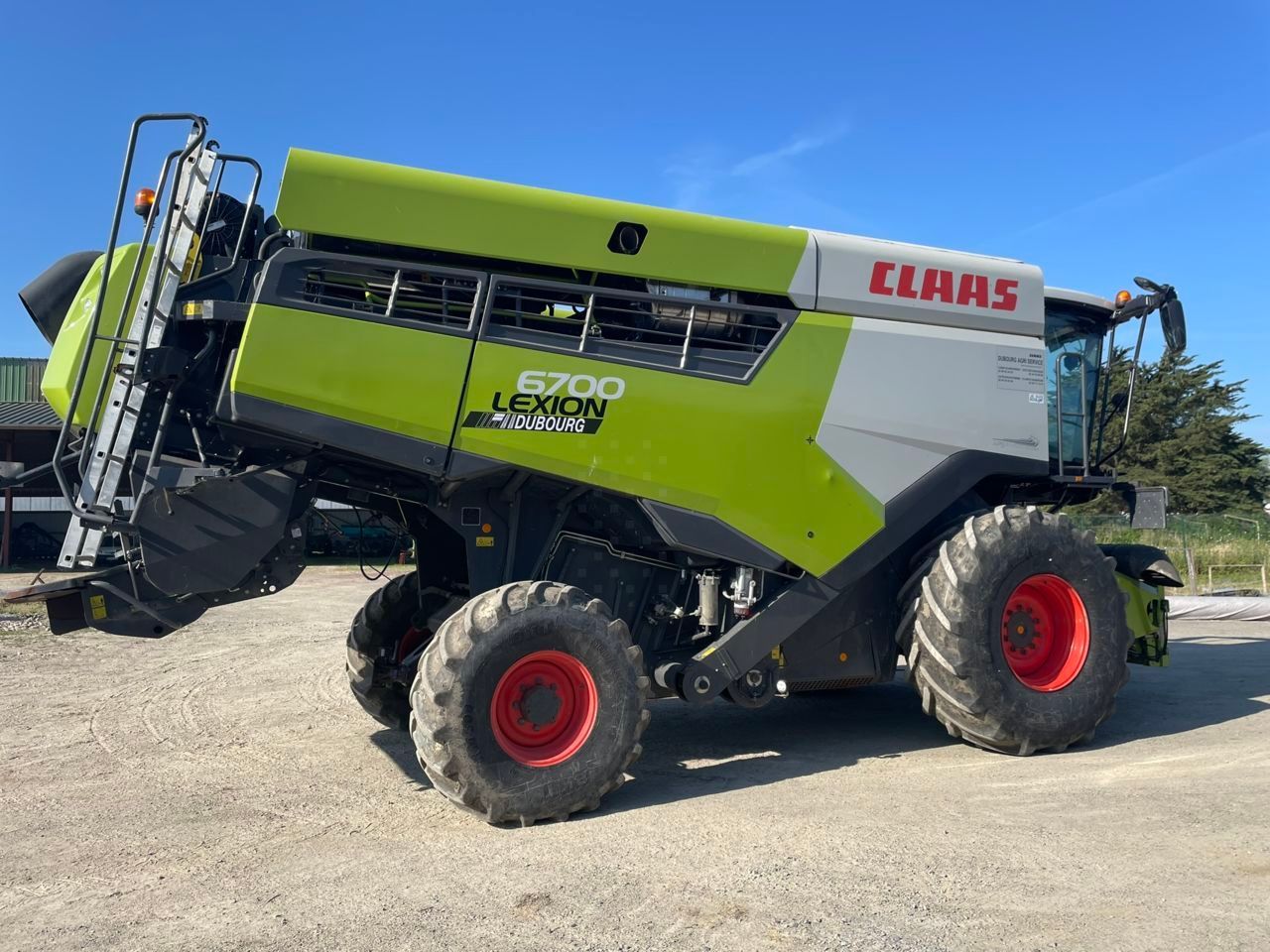 E-FARM: Claas Lexion 6700 - Mähdrescher - id Z7STNWC - 220.000 € - Baujahr: 2021 - Abgelesene Motorstunden: 2.400,Motorleistung (PS): 408,Frankreich