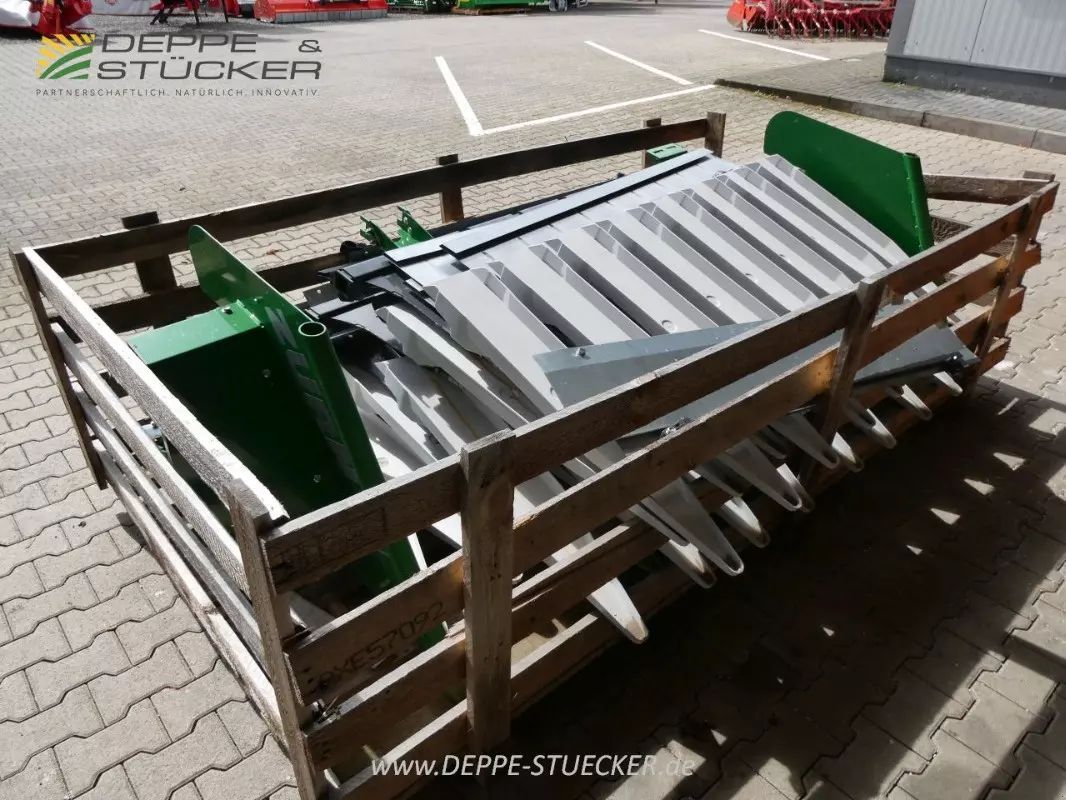 E-FARM: zürn sonnenblumen-vorsatz für sw jd 735pf - Header - id HKSIGRV - €11,000 - Year of construction: 2022 - Germany