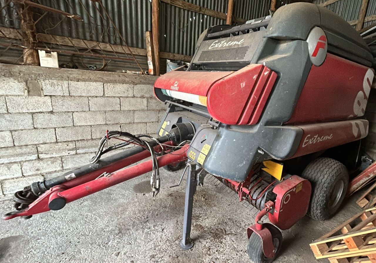 E-FARM: Feraboli extreme 280 ht - Empacadora - id 4LVKWNL - 12.200 € - Año: 2008 - Las balas producidas: 9000,Italia