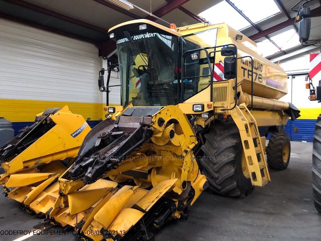 E-FARM: New Holland TF 76 E Plus - Moissoneuse-batteuse - id SBAU8NC - 29 000 € - Année: 1999 - Lecture du nombre d'heure: 2 447,France
