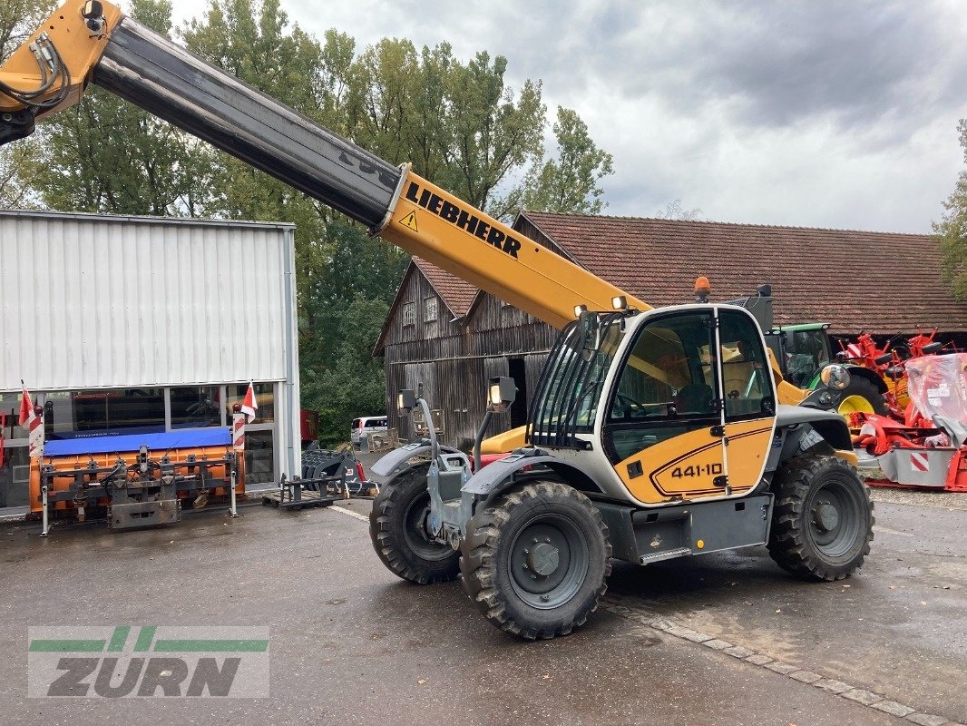 Liebherr 441-10 telehandler €25,000