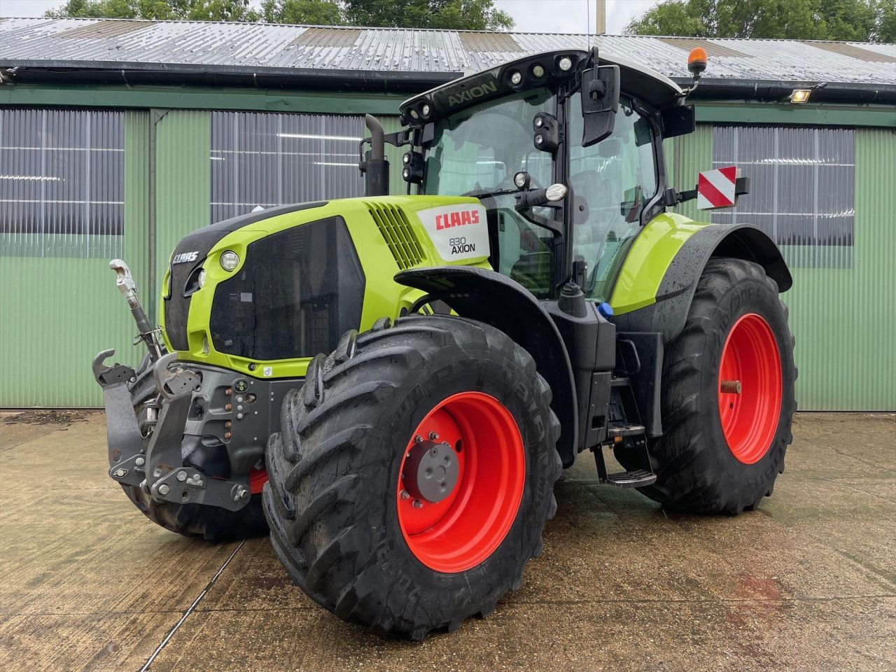 E-FARM: Claas Axion 830 - Traktor - id NVFDLHS - 100.898 € - Baujahr: 2020 - Abgelesene Motorstunden: 4.350,Motorleistung (PS): 235,Vereinigtes Königreich