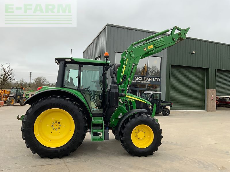 John Deere 6120 M Tractor €67,007