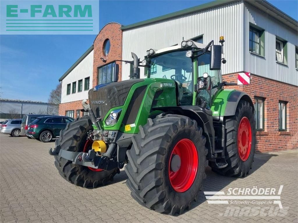 Fendt 824 Vario Profi Plus Tractor €102,500