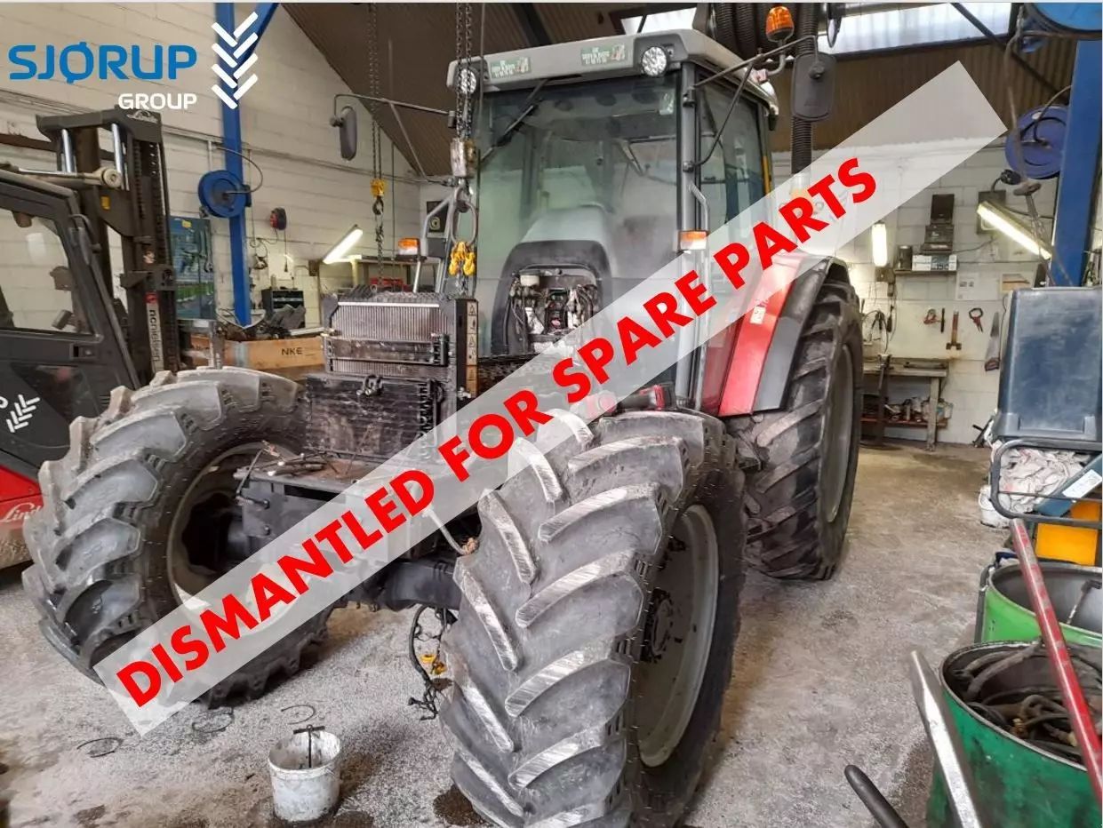 Massey Ferguson 4270 Tractor